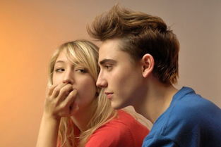 男生看讨厌的女生眼神很冷 男生故意用冷漠眼神看你