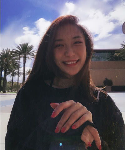 男生用额头蹭女生额头 渣男会随便吻女生额头吗