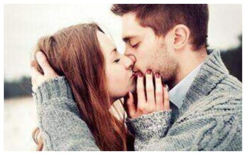 男生渐渐爱上你的表现 男人彻底对你动情的征兆