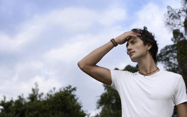 男生说慢慢了解是拒绝吗 男生说再了解了解是不喜欢吗