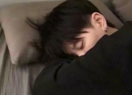 男生高冷到爆的网名 很拽很叼很冷的网名