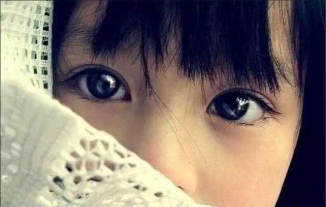 眼神干净坚定的女人 眼神很坚定说明一个人怎么样