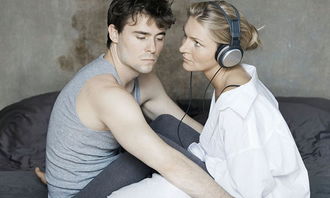 知道男朋友外面有女人了该怎么办 知道老公有外遇了妻子该怎么做