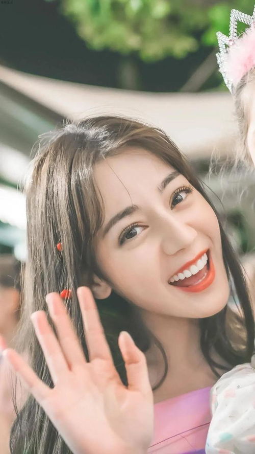眼睛很清澈很亮的女人 眼睛里有光有灵气的女人