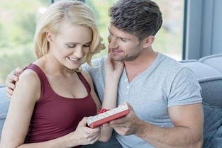 知道丈夫出轨还拼命秀恩爱 一个女人知道自己的老公经常出轨