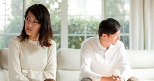 离婚后梦见前夫和小三结婚了 离婚后我成了老公的小三