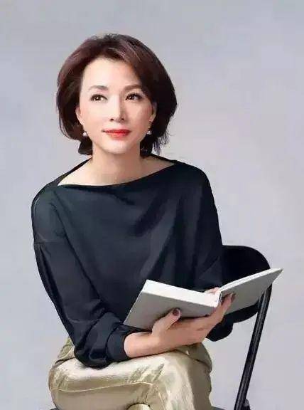稳重的女人10个特征 一个看上去很稳重的女人
