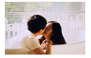 离婚后梦见与前妻同床 男人梦见离婚的前妻什么征兆