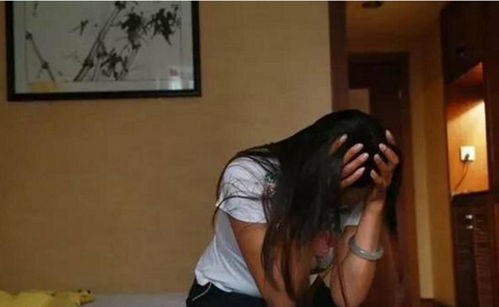 离婚女人梦见打前夫小三 女人梦到自己打前夫的女人