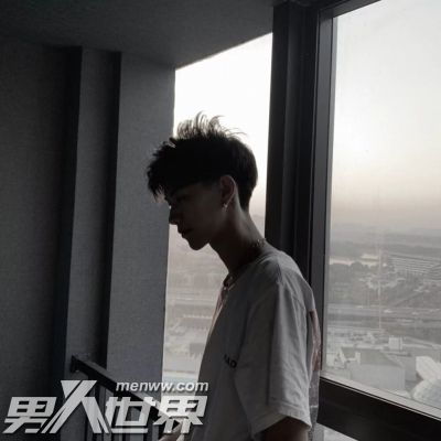 第一次加女生微信聊天开场白 微信相亲怎么开场白聊天技巧