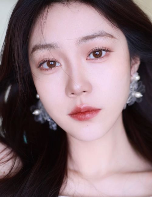 经常素颜的女生性格特点 纯素颜美女现实中很多吗