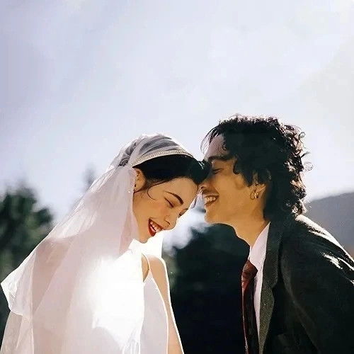 绝美文案短句爱情 爱情的句子唯美文案