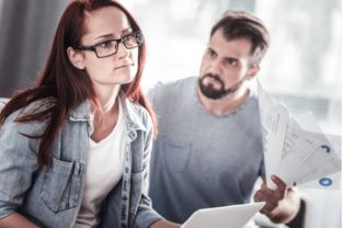 老公精神出轨我很痛苦怎么办 男人精神出轨是变心吗