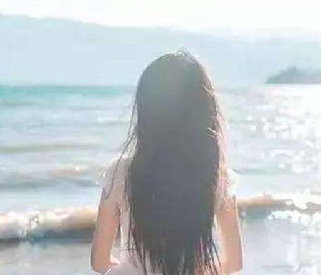 老是梦见前男友回来找我复合 梦见前任是他在遗忘我吗