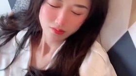 脚踏多条船的女生 下辈子一定要脚踏八条船