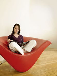 脚踏两条船的男人性格 一个男人脚踩多条船的征兆