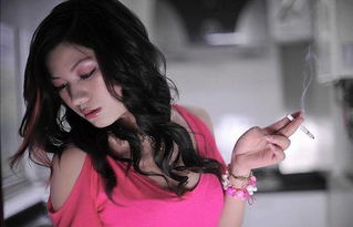 能扛事的女人有多厉害 越打压越厉害的女人