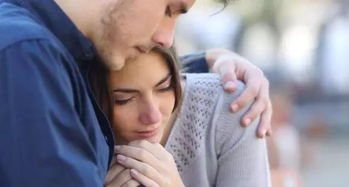 聪明的女人把男人当孩子 年纪越大的男人越渴望生孩子