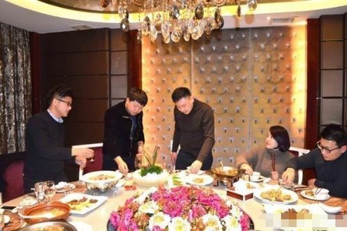 聪明的女人从不参加饭局 聪明人几种饭局不参加