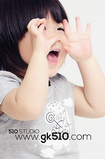 聪明有趣调皮的女人 又可爱又有点小坏的女生