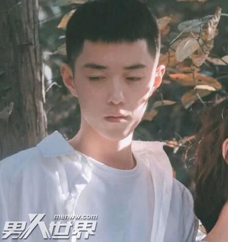 表白前的暗示与试探 男生快要表白前的表现