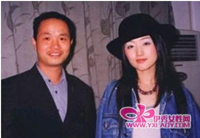 董文华第一任老公是谁 杨钰莹现任丈夫是谁
