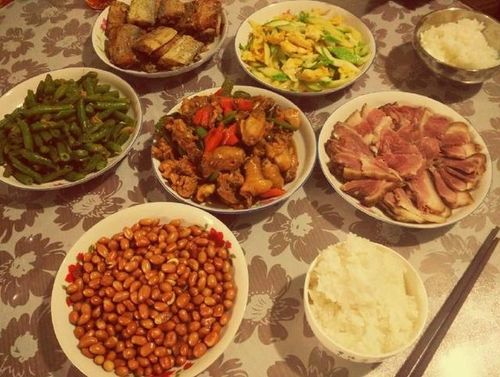 表扬老婆做菜好的朋友圈 秀老婆做饭的文案