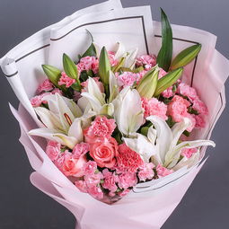 表达感谢老公送花的句子 谢谢老公礼物的暖心话