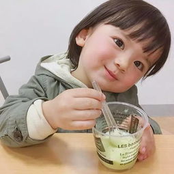 说男生可爱你就完了 男生听到女生夸他可爱的反应