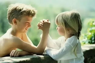 赞美生完孩子的女人 描写刚生完孩子的母亲