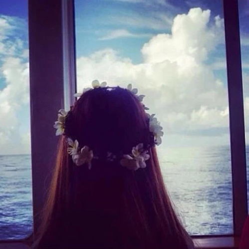 谨慎的女生给人什么感觉 为人处事很谨慎的女人