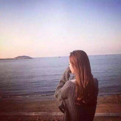 赞美女人背影迷人的句子 有一种美叫背影杀