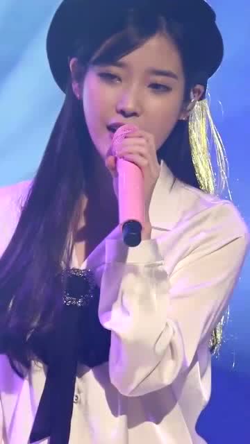 赞美女人声音好听的话 形容女人的声音有魅力