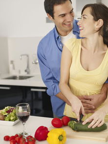 跟一堆男人都很能聊的女人 社交能力强的女人特点