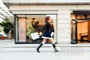 走路外八字的女人是极品 女人走路外八字克夫吗