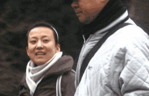 郭冬临真正妻子近照 郭冬临真实的一家三口