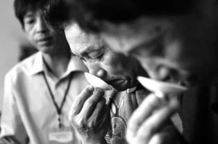 闻香识女人为什么评分高 闻香识女人看不下去