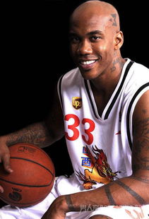 马布里现任妻子是谁 马布里有几个妻子