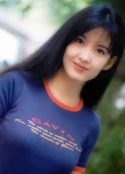 香港最能忍的女人被出轨8次 一代玉女的她如今怎样了