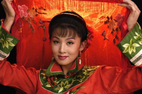 韩国剧社内相亲电视剧 社内相亲女主角叫什么