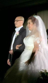 高宏亮妻子个人资料 58岁高宏亮全家近照