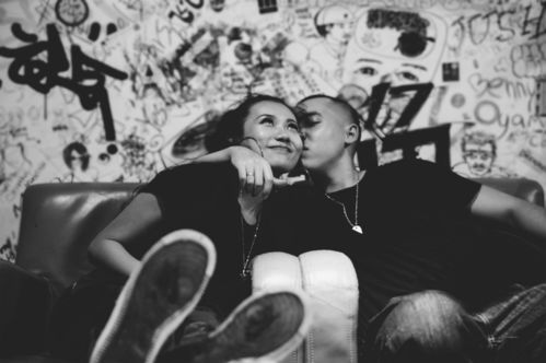 曾凡博女朋友阿达娃多少岁(阿达娃和曾凡博公布恋情,这二人分别是何来路)