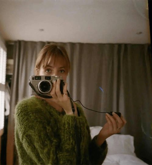 淡然的女人是什么意思(做一个淡淡的女子和淡然的女子意思一样)