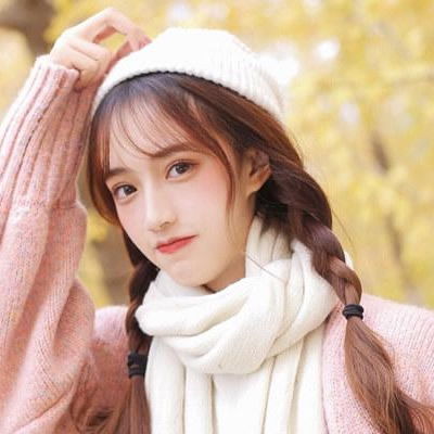 爱发呆的女生有魅力吗(发呆的女人有魅力吗)