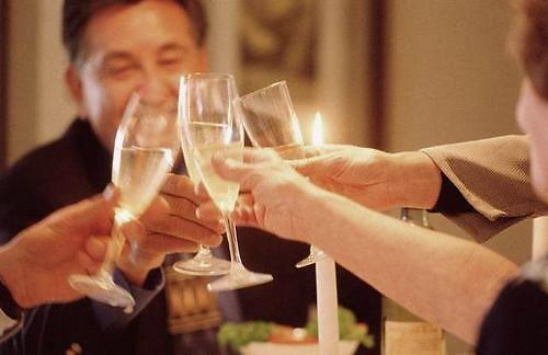 爱喝酒的男人怎么治他(爱喝酒的人怎么治他)