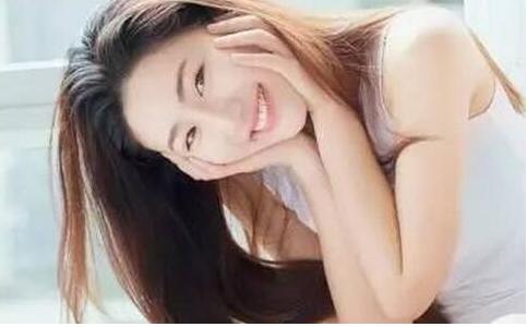 爱上一个已婚的男人我该怎么办(爱上了一个已婚男人,我很痛苦,该怎么办)