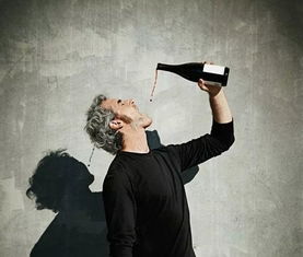 爱喝酒的男生值得交往吗(男朋友喜欢喝酒,和这样的男人在一起靠谱吗)