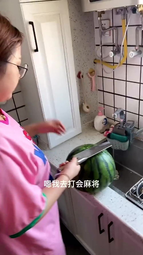 经常因为老公打牌吵架怎么办(老公吵架怎么办我总是因为他打麻将和他吵架,不知)