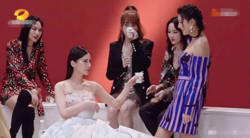老公去歌厅找陪唱能原谅吗(老公去歌厅找歌女陪酒陪唱能原谅吗因为俩人生气)