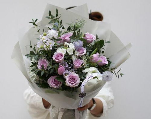 给女生表白送什么花(给女生表白送什么花最好)